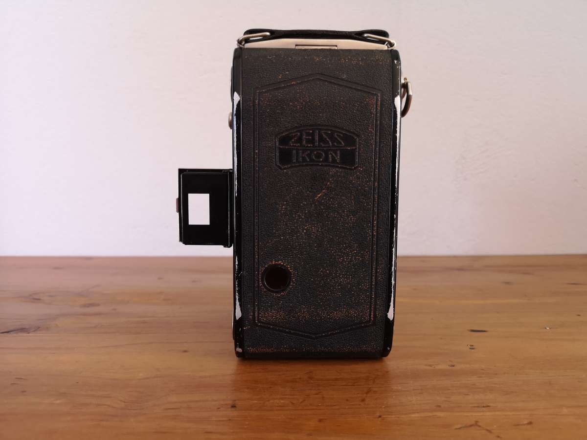 Zeiss Ikon Nettar 515/2 medium format 6x9 camera *Tessar lens*
