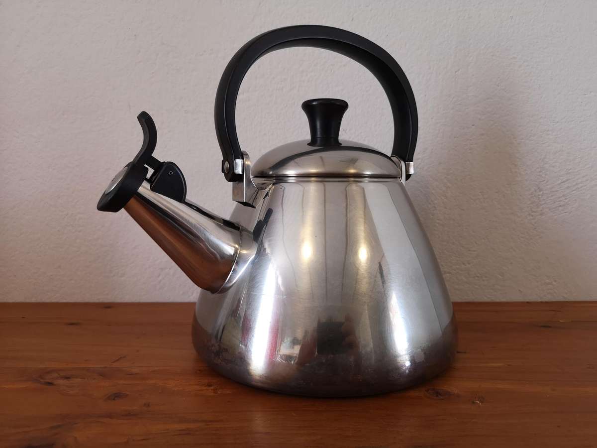 Le Creuset Stainless Steel Kone Kettle