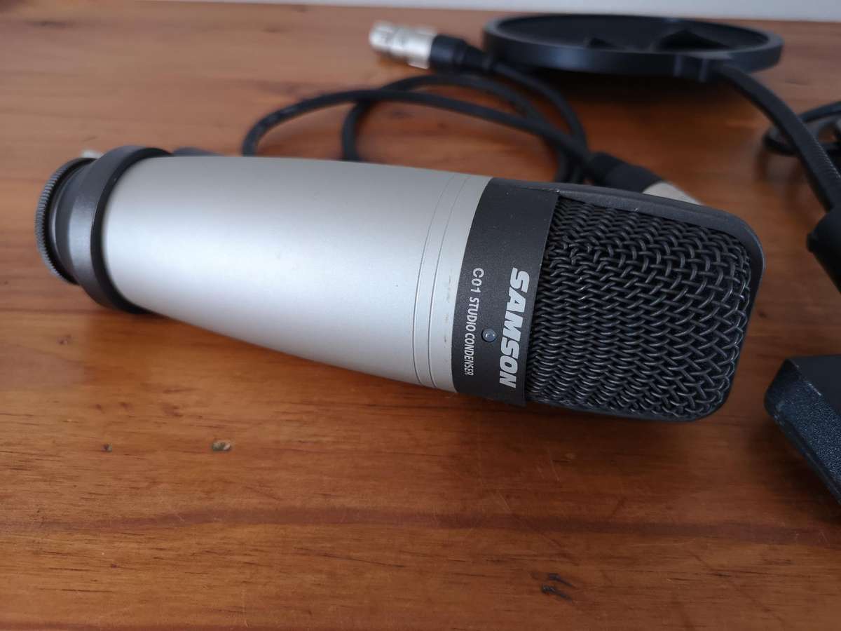 Samson C01 studio condenser mic