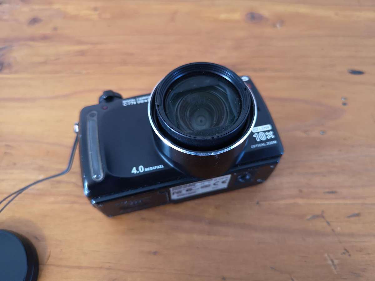 Olympus Camedia C-770 digital camera