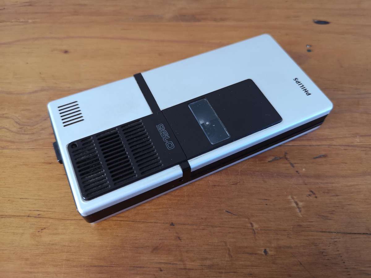 Philips LFH 0195 voice recorder **James Bond For Your Eyes Only**