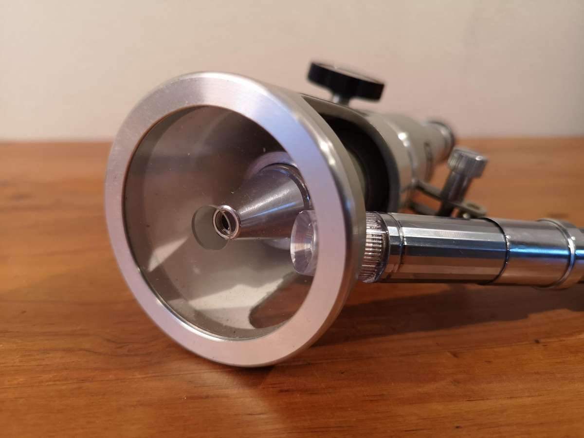 Carton Japan field Microscope