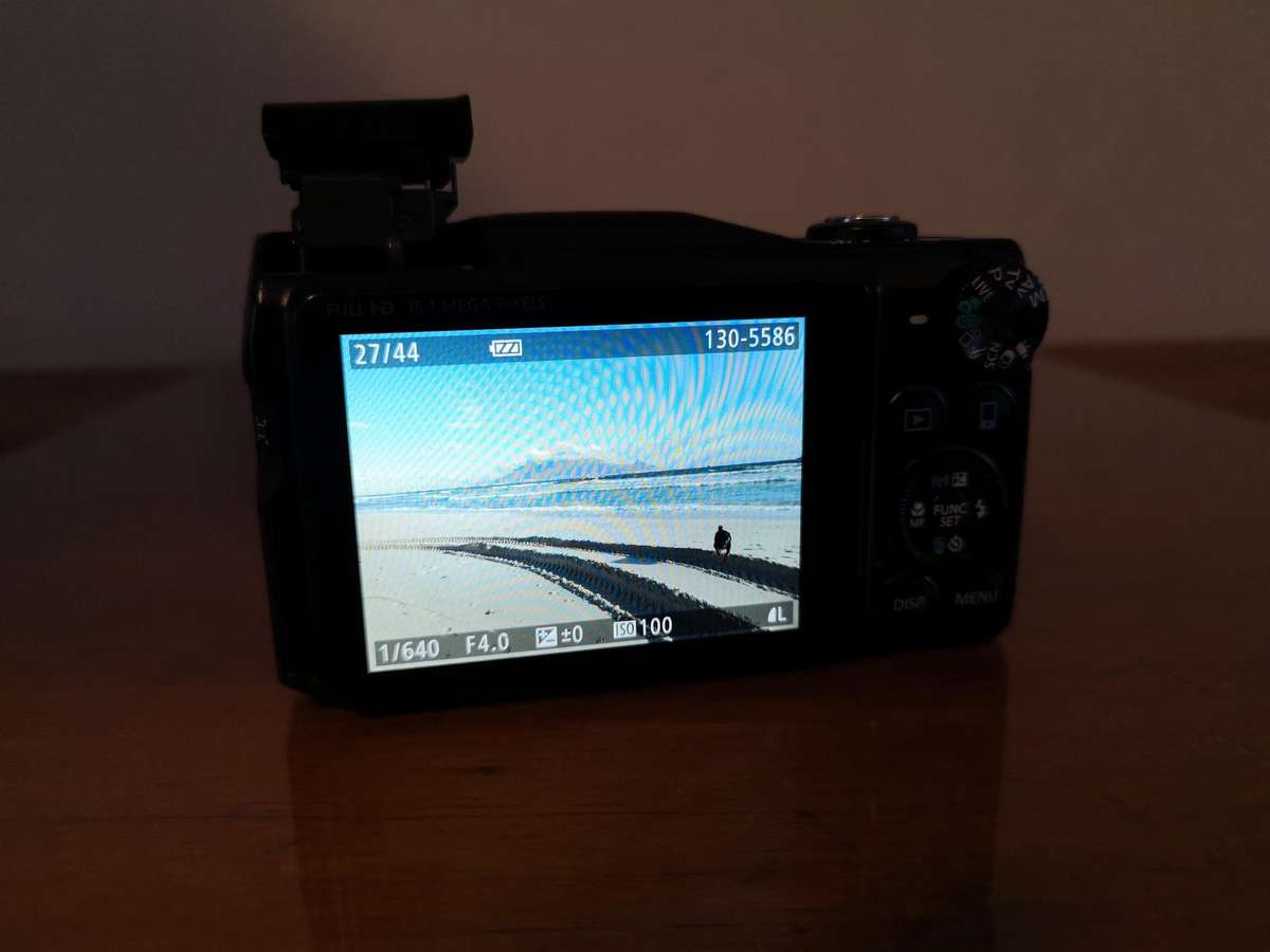 Canon Powershot SX700 HS digital compact camera