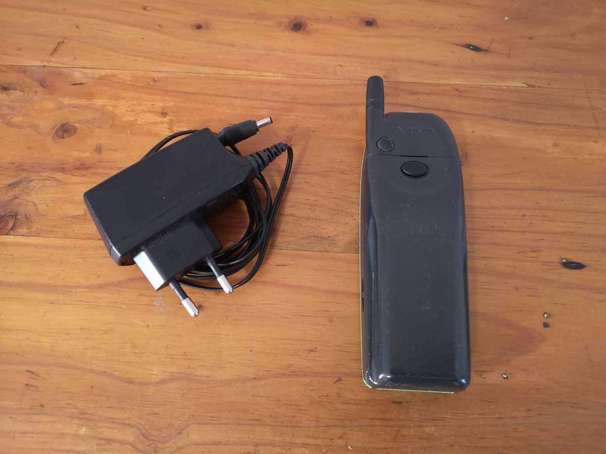 Retro Nokia 5110 with original charger *relisted due to non-payment*