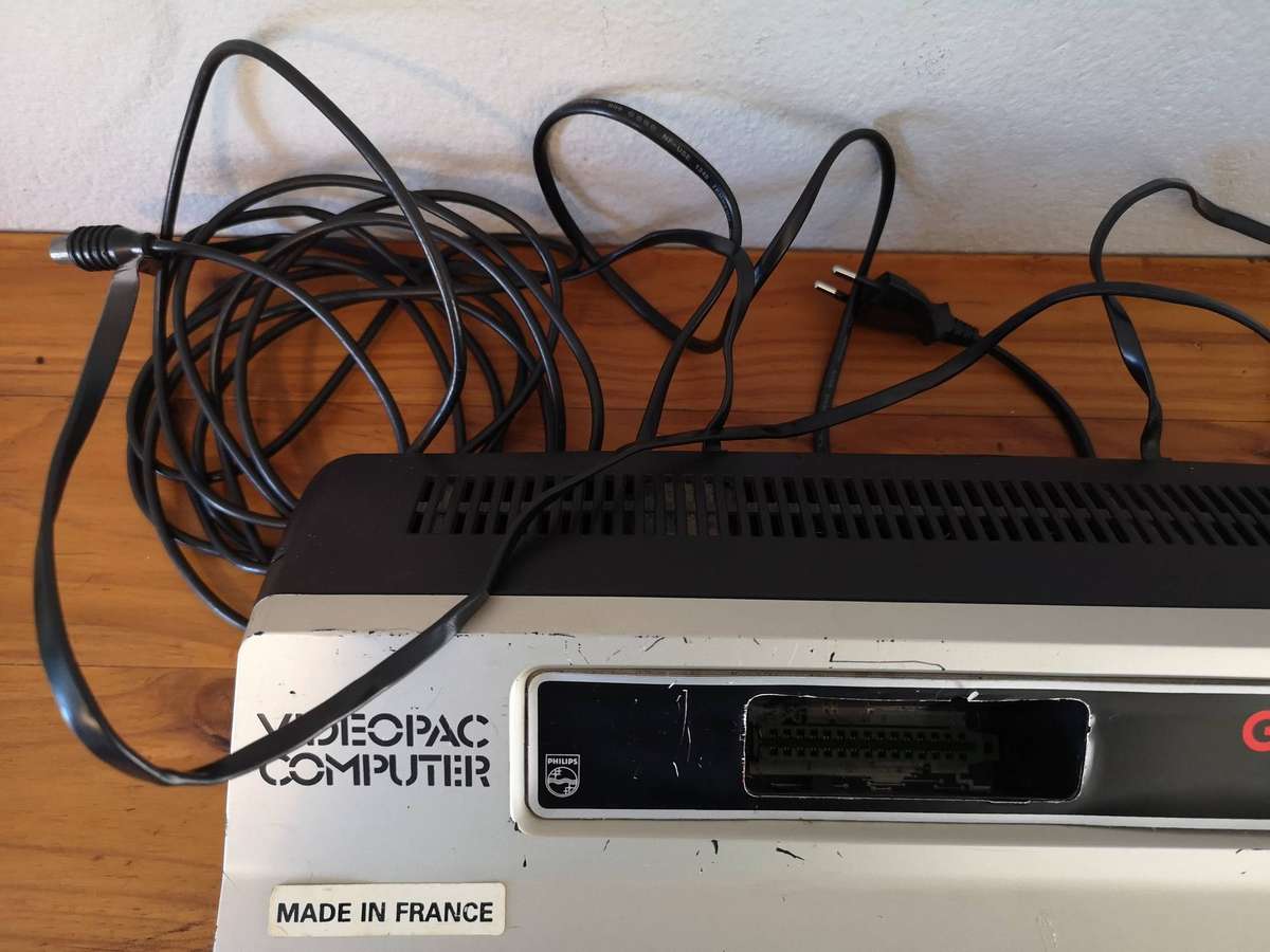 Vintage Philips G7000 videopac computer