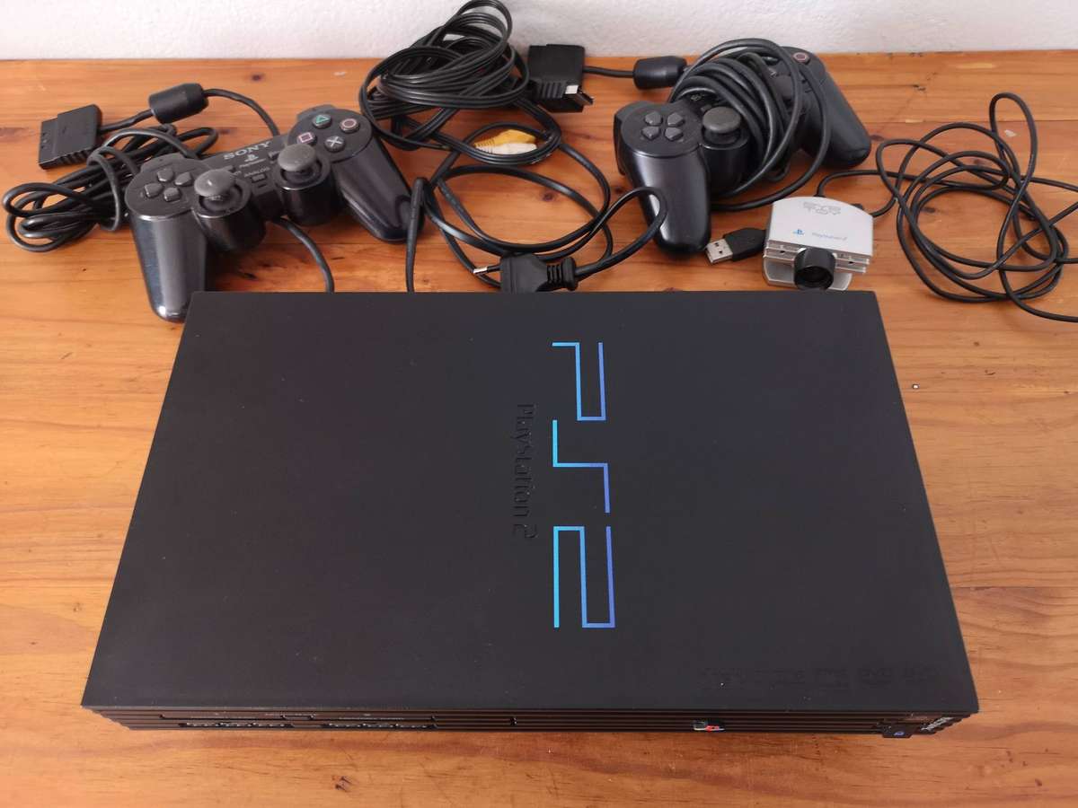 Sony Playstation 2 "phat" console