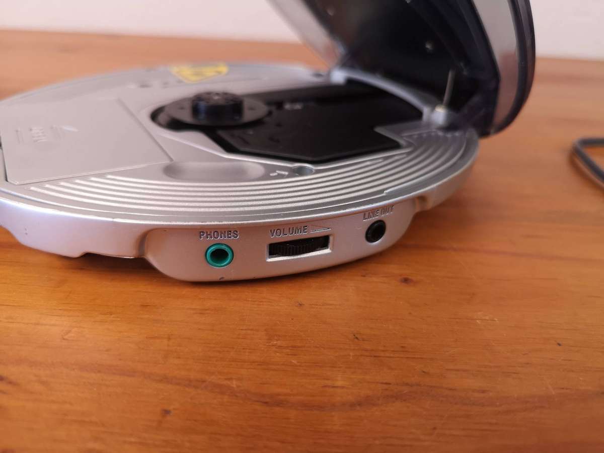 Sansui PCD-35S Portable CD Player