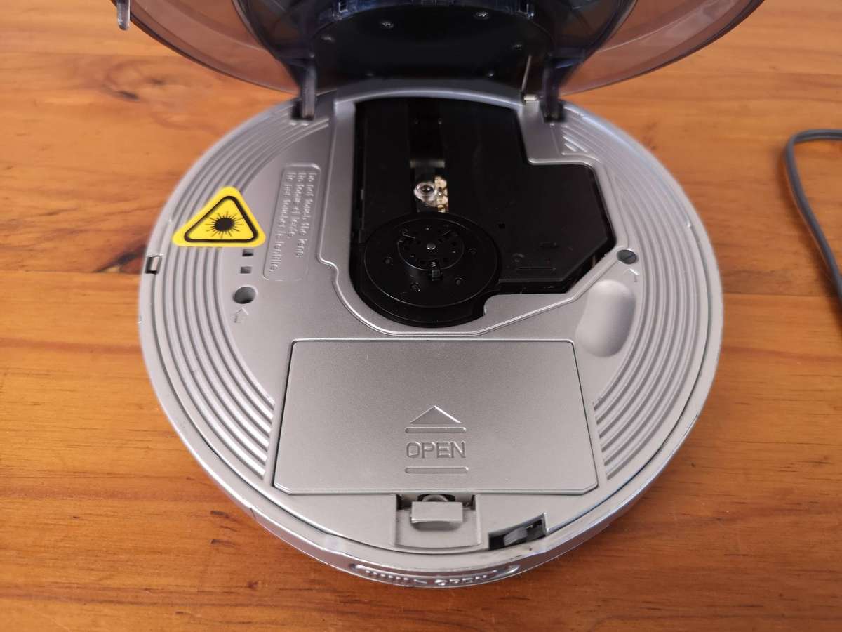 Sansui PCD-35S Portable CD Player