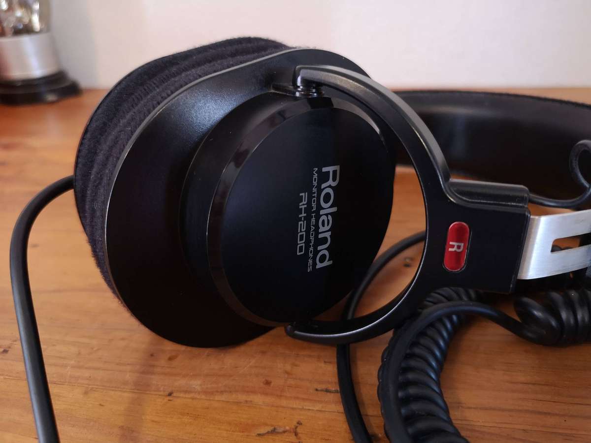 Roland RH-200 Monitor Headphones **excellent condition**