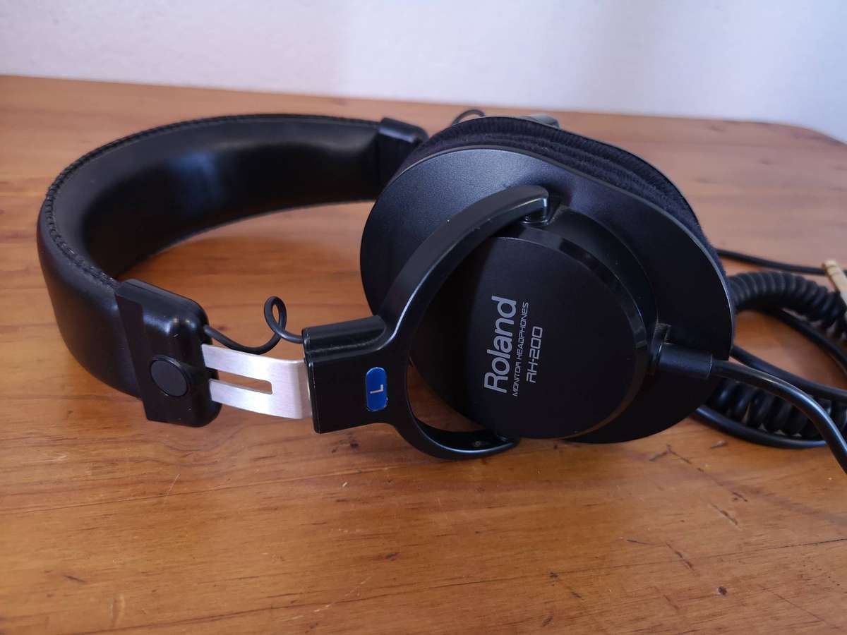 Roland RH-200 Monitor Headphones **excellent condition**