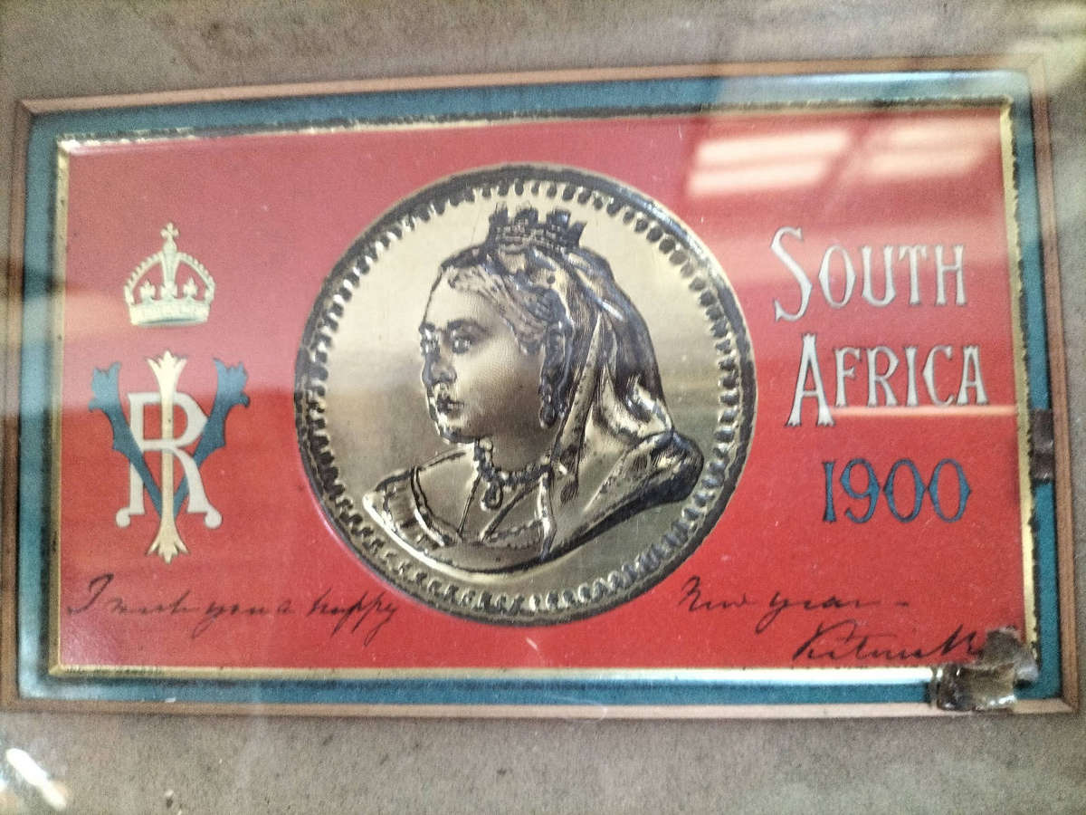 Antique Boer War 1900 Queen Victoria Framed Commemorative chocolate tin
