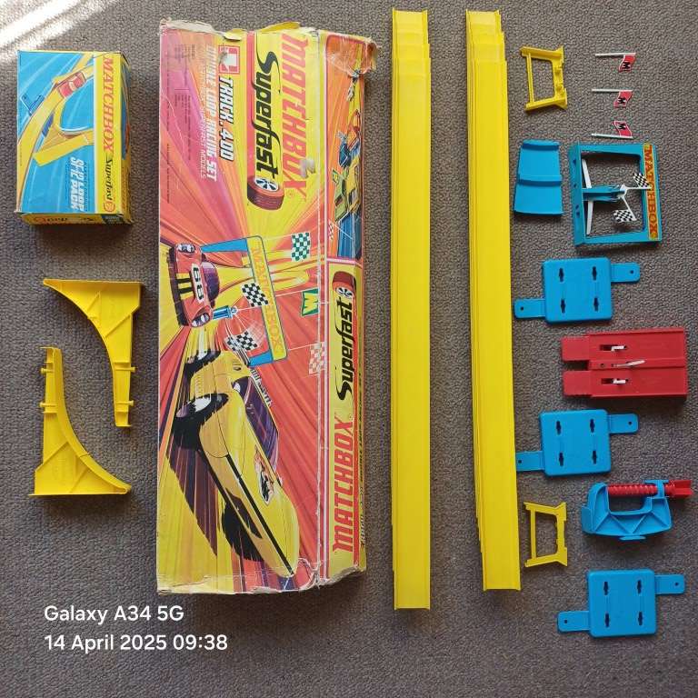 Rare vintage Matchbox Superfast track racing set!