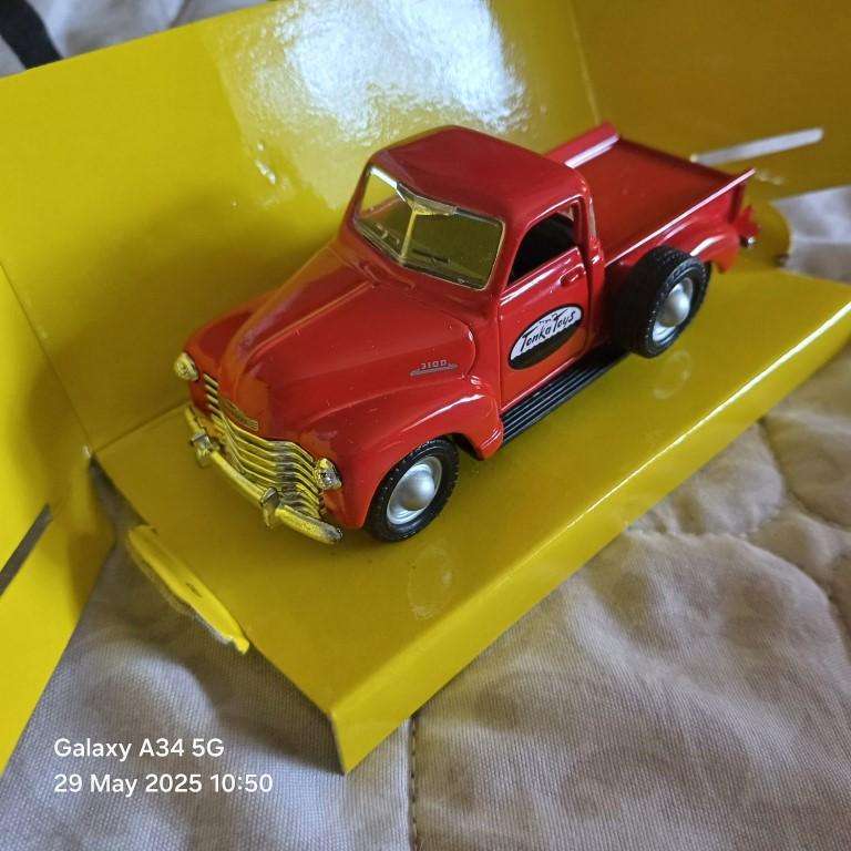 AUCTION!! 2 X DIE CAST TONKA MODELS CHEV 3100 & FORD TRUCKS BEAUTY'S! NIB!