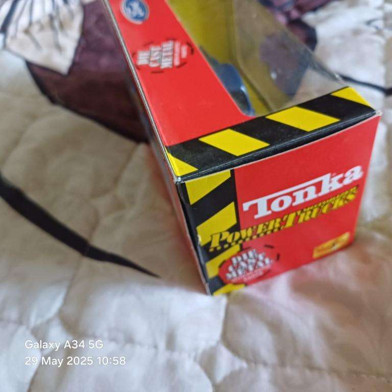 AUCTION!! 2 X DIE CAST TONKA MODELS CHEV 3100 & FORD TRUCKS BEAUTY'S! NIB!