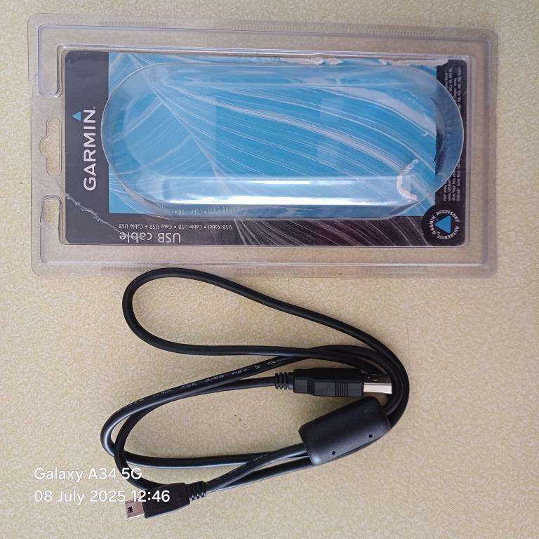 GARMIN NUVI USB Cable (original) as new