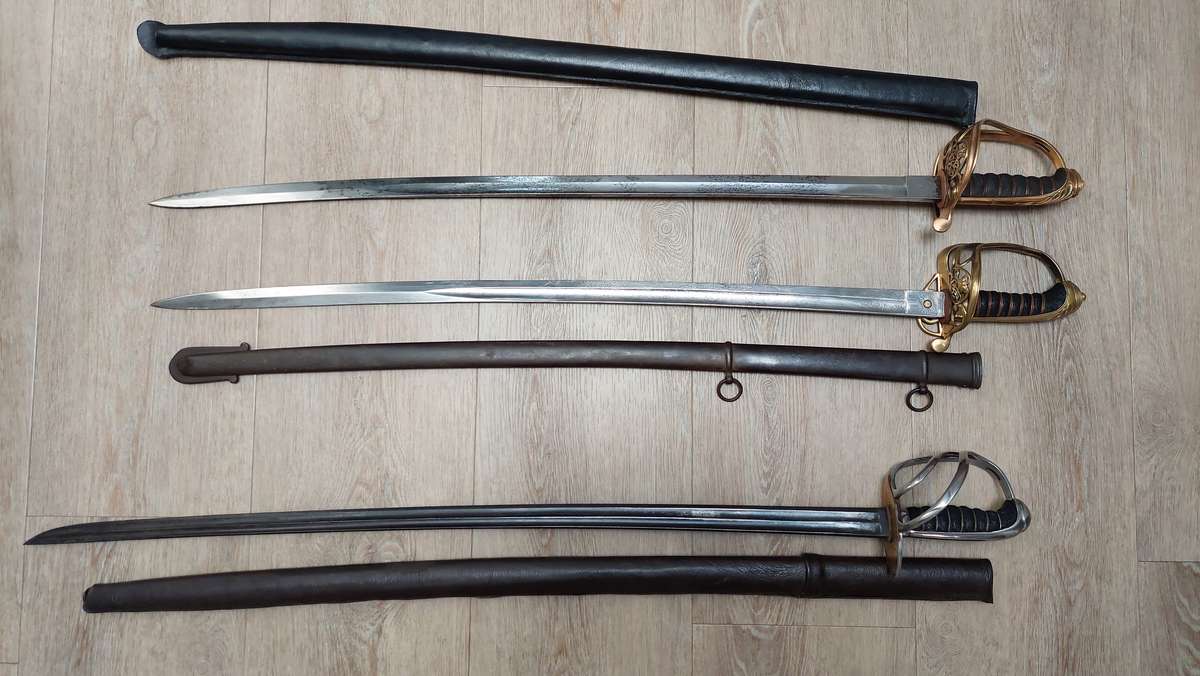 Original 1845 regulation pattern British infantry officer's sword