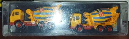 Kibri 2 x Mercedes Benz Cement Readymix Lorries - Pre Built 10043 - 1/87 Scale