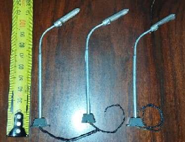 3 x Working Electric Street Lights - HO Scale