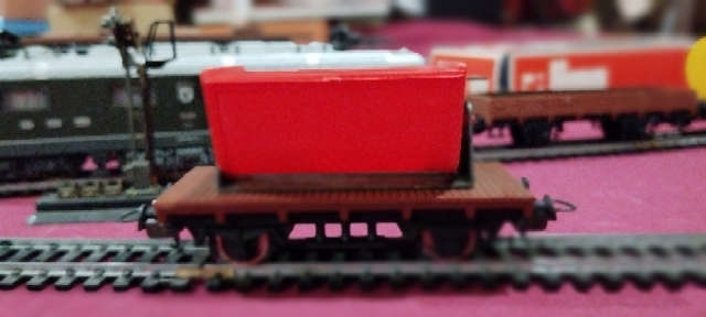 Lima Tipper Wagon - HO Scale
