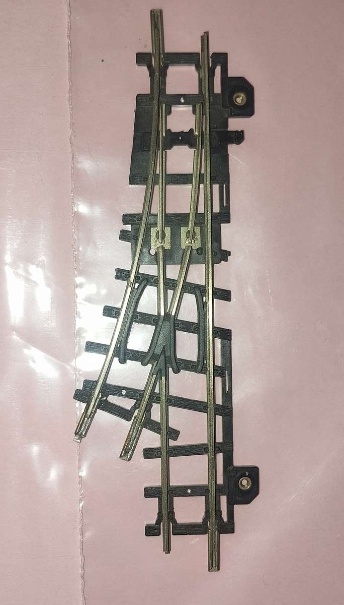 Roco "Crazy Track" Right Points - N Gauge