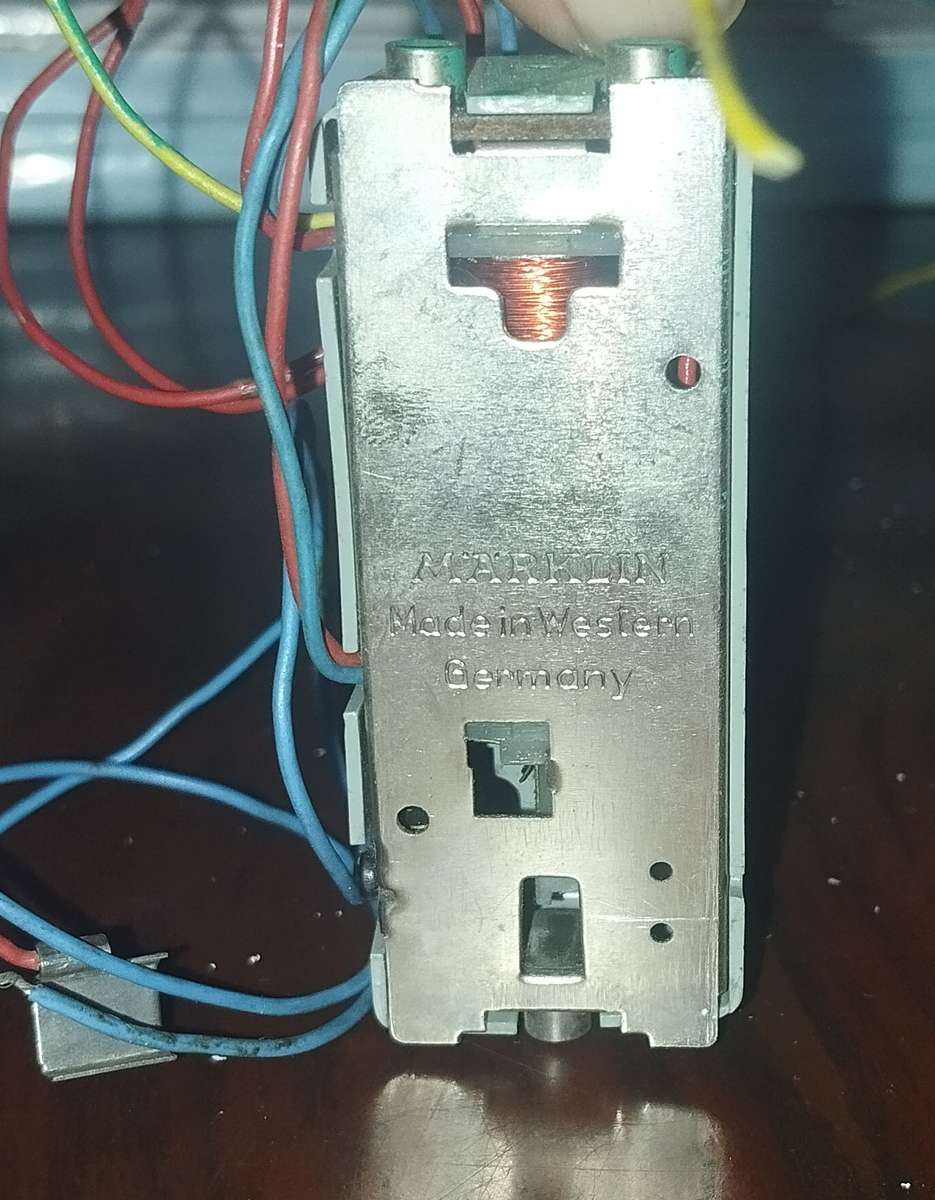 Märklin Electric Controlled Semaphore Signal - HO Scale