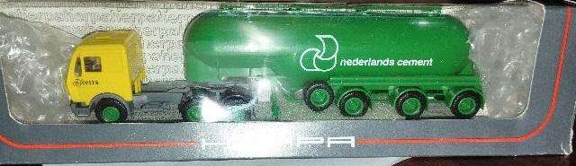 Herpa Mercedes Benz Cement Tanker Lorry - 1/87 Scale