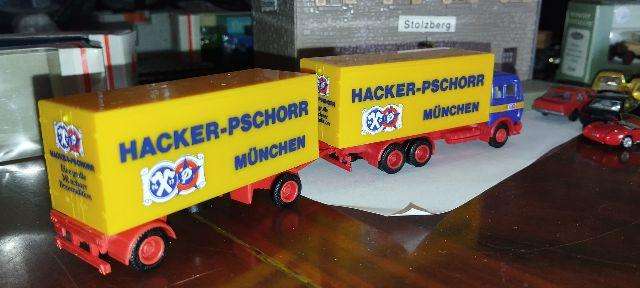 Albedo Mercedes Benz Beer Truck & Trailer - Hacker Pschorr - 1/87 Scale