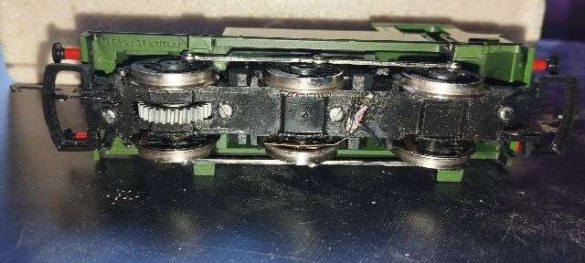 Hornby LNER 0-6-0T Class J83 Locomotive R.316 - OO Scale