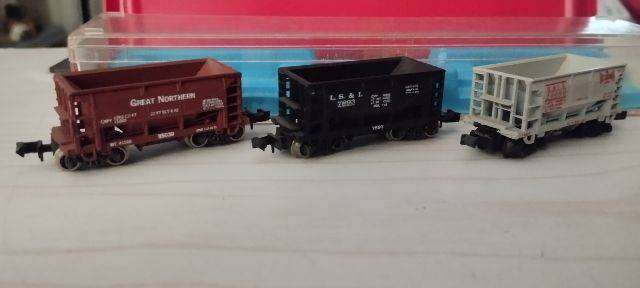 Atlas 3 x Bogie Ore Cars - American - N Gauge