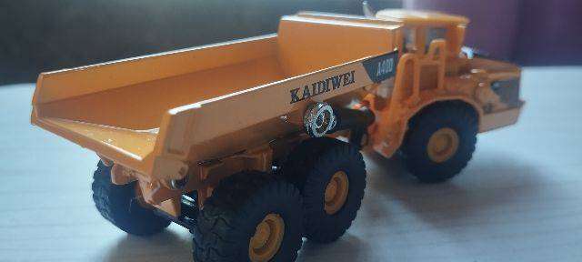 KDW Construction  Articulated Heavy Duty Dumper - 1/87 Scale