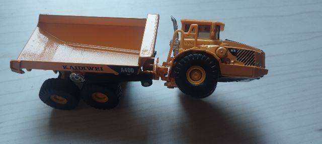 KDW Construction  Articulated Heavy Duty Dumper - 1/87 Scale