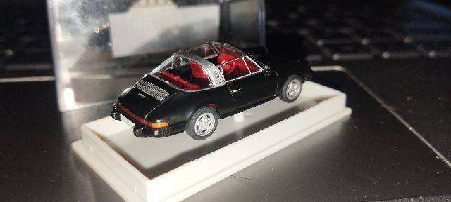 Brekina Porsche 911 Open Top - 1/87 Scale
