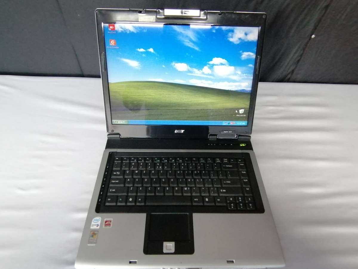ACER ASPIRE 5670 VINTAGE LAPTOP - "COLLECTORS"