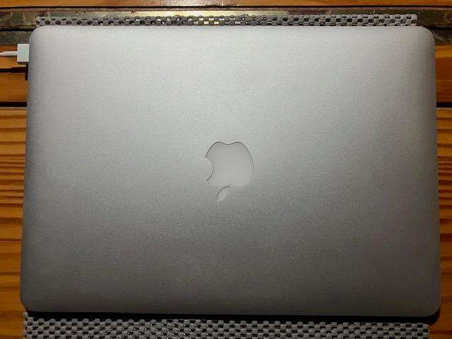 Apple MacBook Air