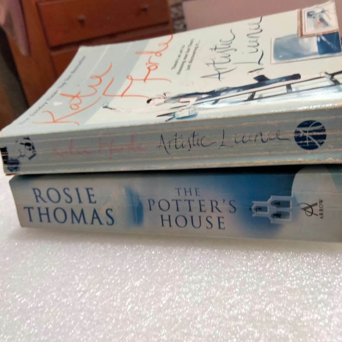 Rosie Thomas-The Potters House-PB 2002Katie Fforde Artistic Licence PB 2004Book soft cover Pre-owned