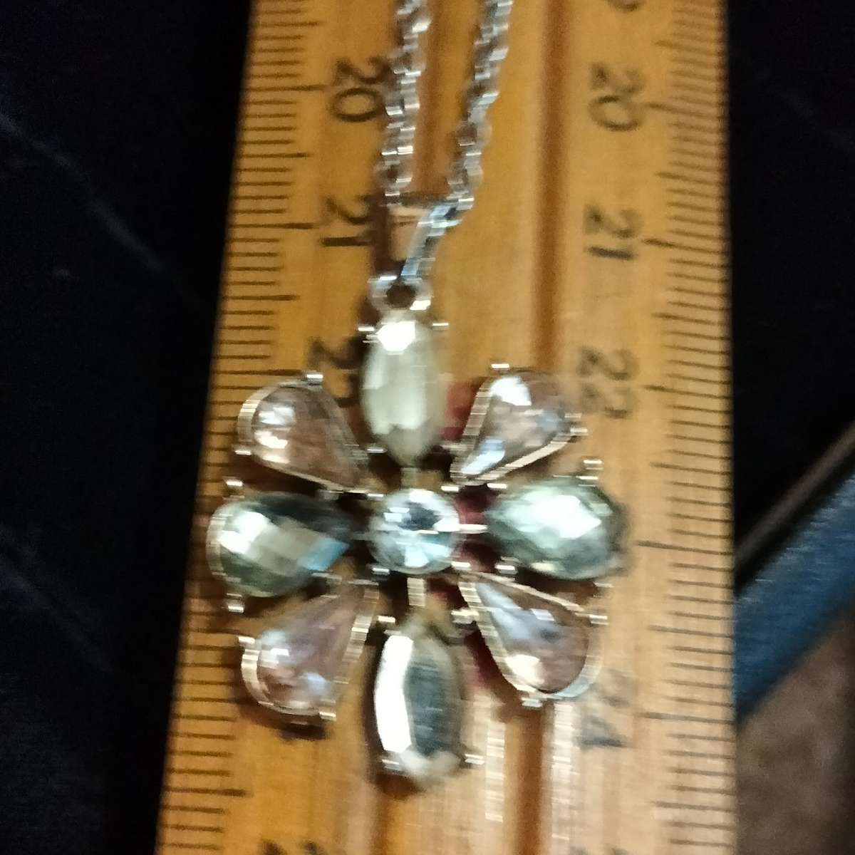 Necklace Crystals Flower synthetic Petals colourful palette - setting gold tone