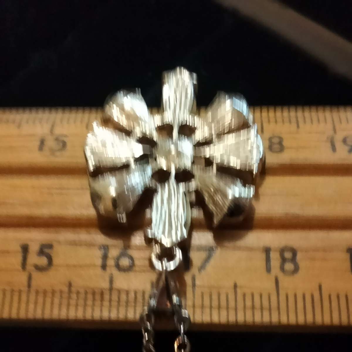 Necklace Crystals Flower synthetic Petals colourful palette - setting gold tone