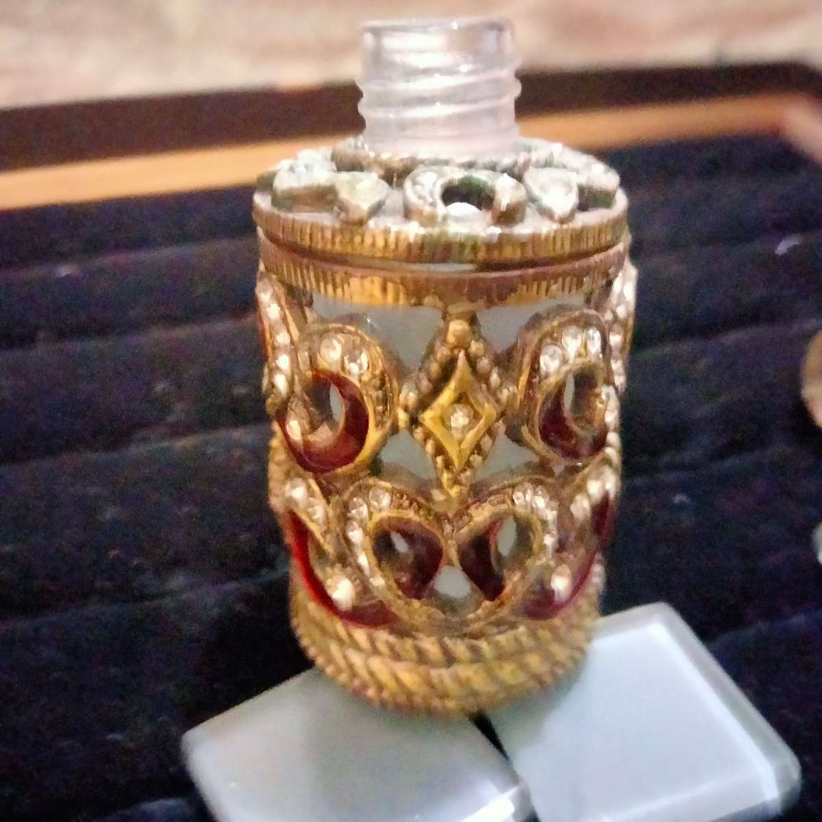 PERFUME bottle HEARTS crossover Red Enameled+Crystals+Stoper finial faceted Crystal + metal dauber