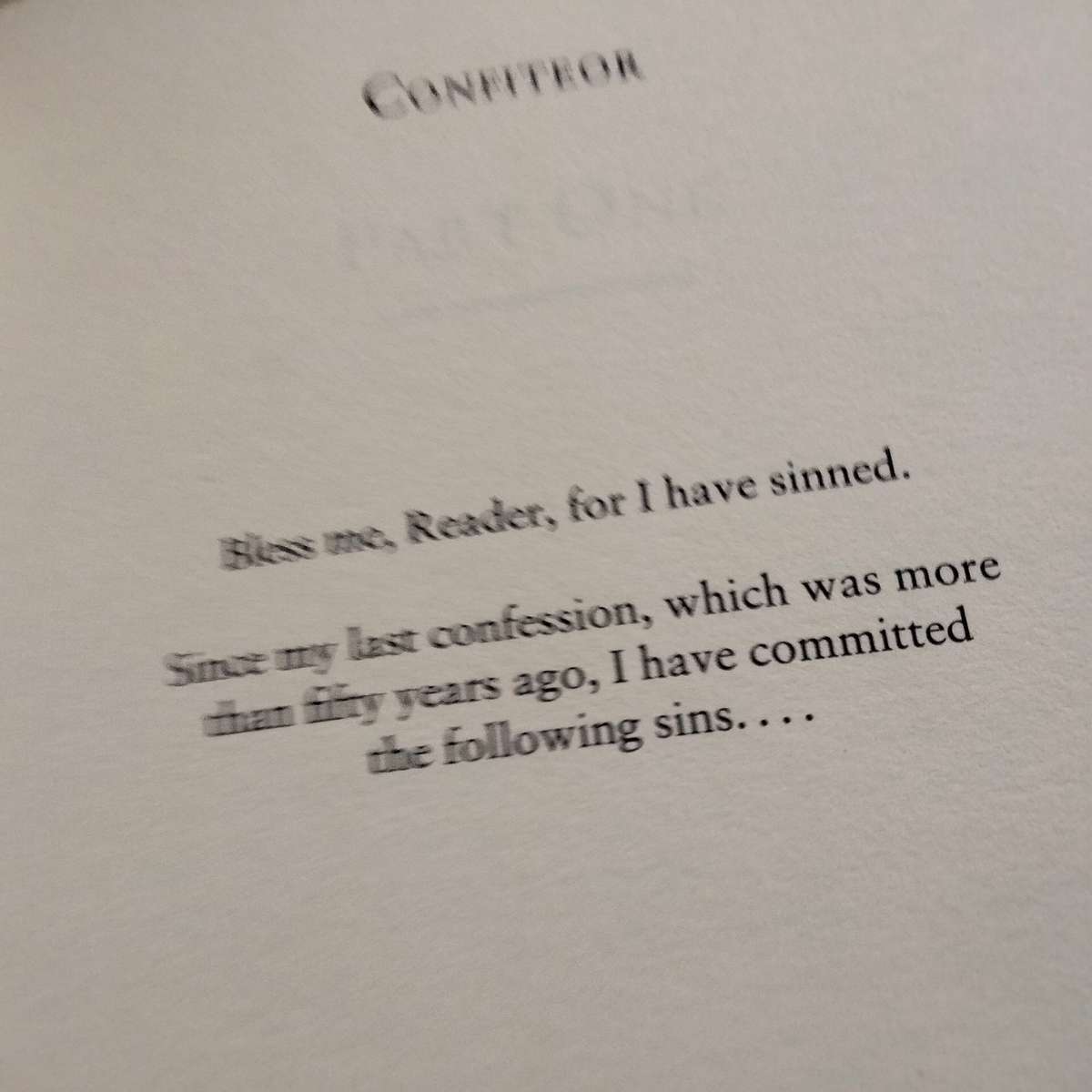 Olivier Confessions of an Actor-Hard Cover PB1982 Has lots black +white pics Pre-owned no dust cover