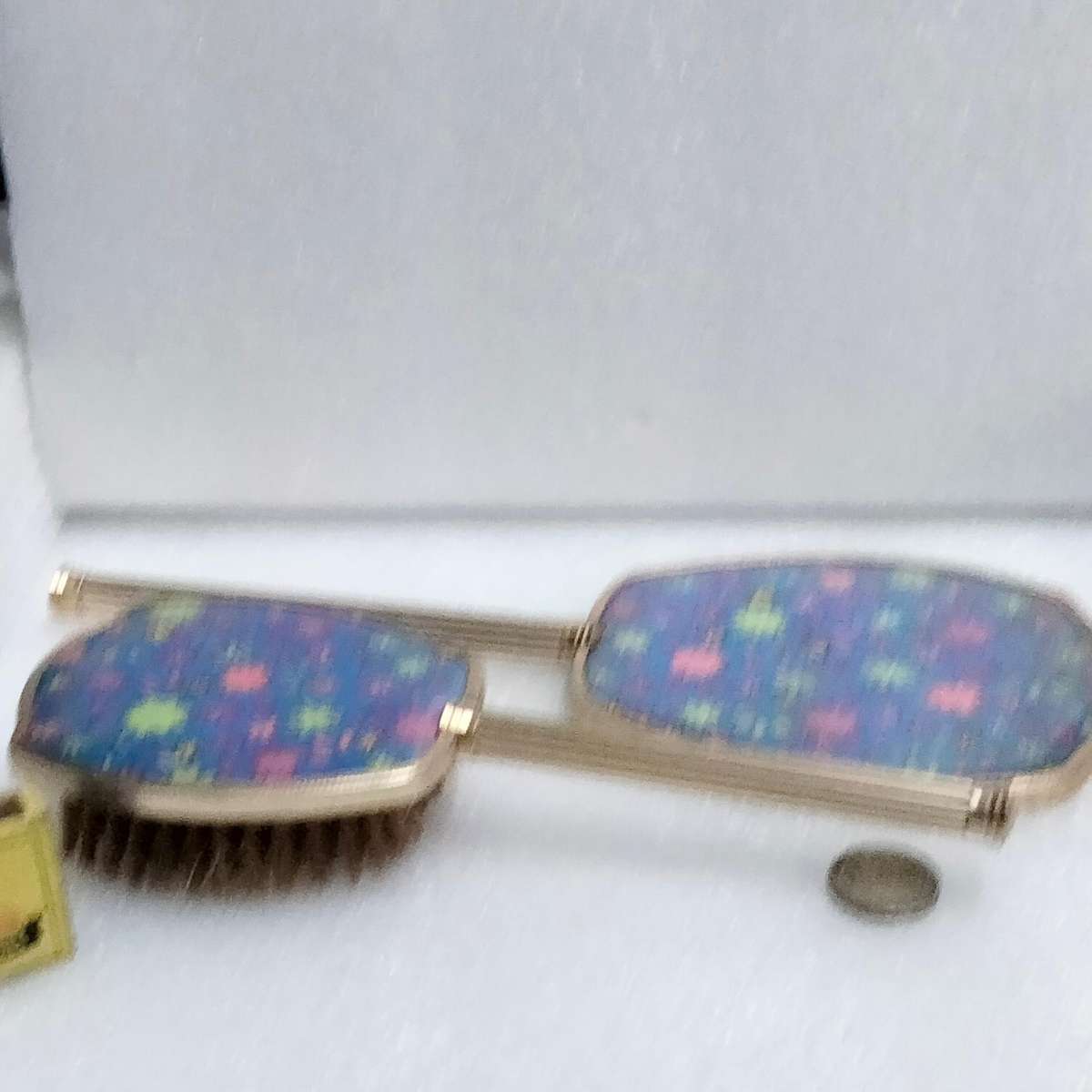 Mirror+Brush2 piece Set Vanity dressing table decor Blue floral Vintage 1960s Gilding loss