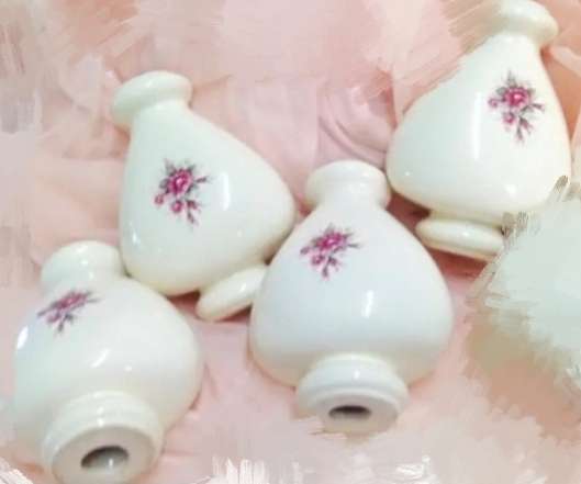 Lamp finials ceramic