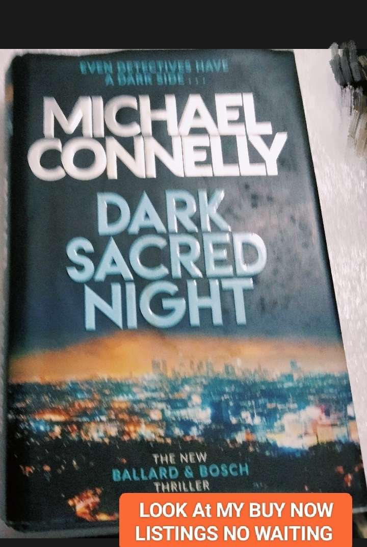 Michael Connelly Dark Sacred night 2018 author print Signed Signature pre-owned -soft cover-