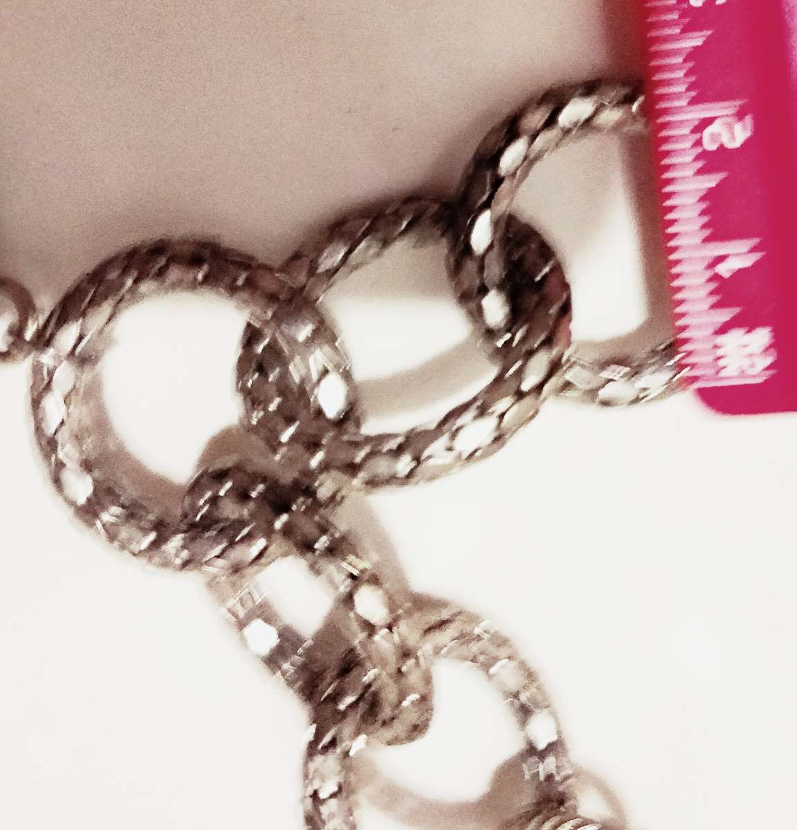 Necklace Pendant filigree Faceted synthetic stone crystal embellished 5 snake round links on beaded