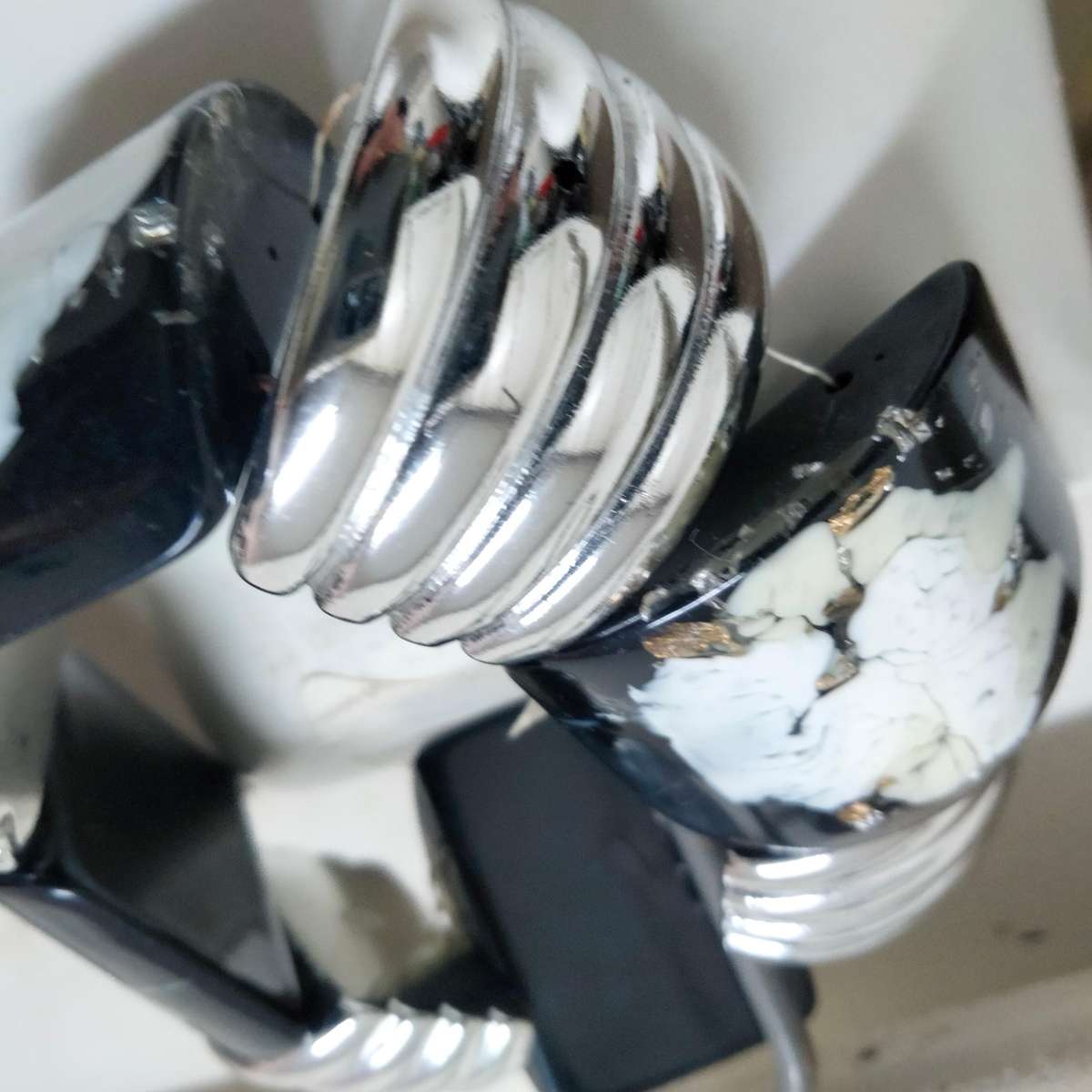 Absolutely STUNNING Bracelet large Silver black+white flower squares stretch elastic