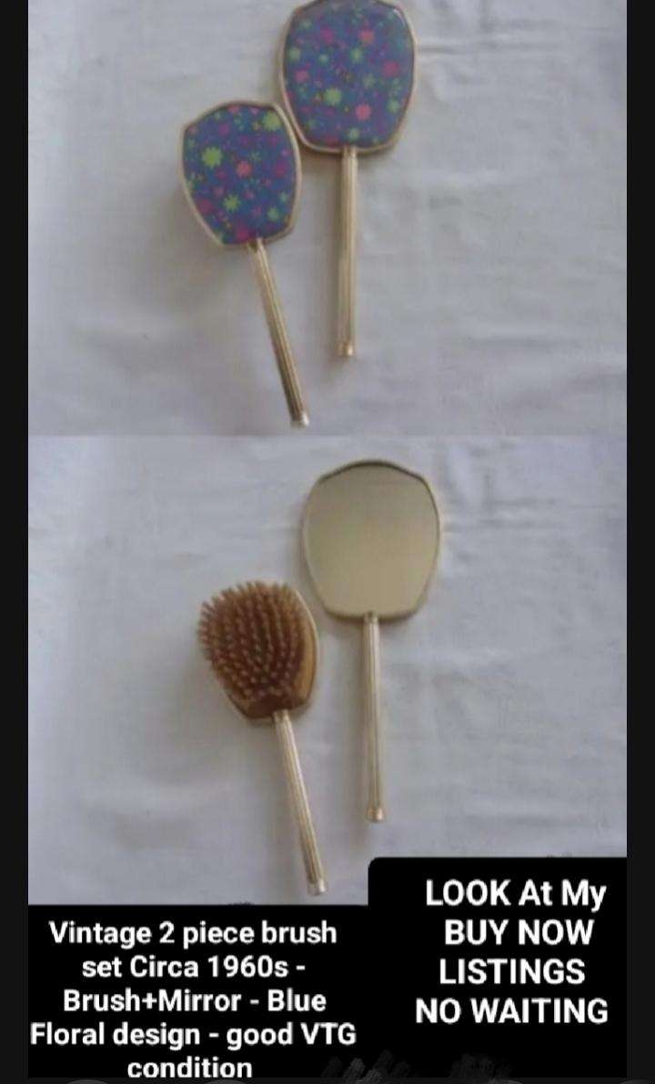 Mirror+Brush2 piece Set Vanity dressing table decor Blue floral Vintage 1960s Gilding loss
