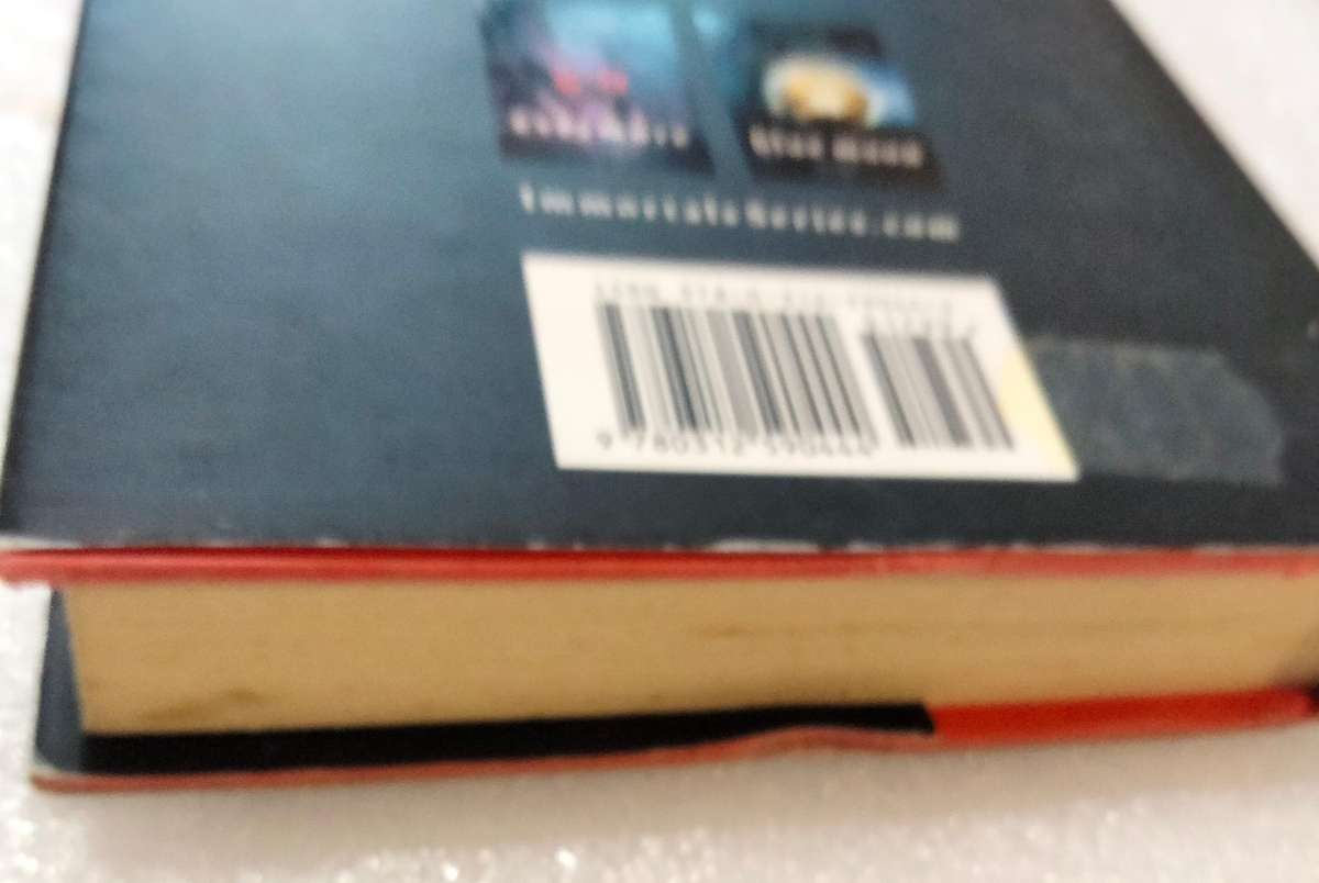 Alyson Noel SHADOWLAND PB 2009 Hard cover pre-owned -- Immortals complex lives