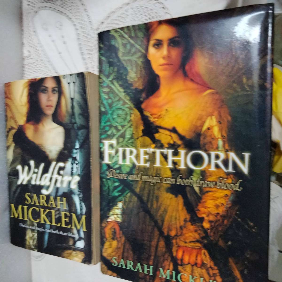 Book1 FIRETHORN+2 WILDFIREdesire+magic can both draw blood Sarah MicklemLOOK AtMy BUY NOW-NO WAITING