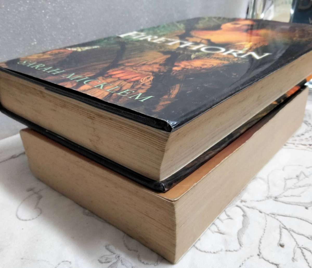 Book1 FIRETHORN+2 WILDFIREdesire+magic can both draw blood Sarah MicklemLOOK AtMy BUY NOW-NO WAITING