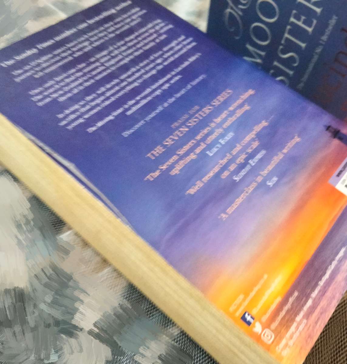 Lucinder Riley-4 booksMISSING Sister,MOON Sister,SHADOW Sister PEARLSisterSERIES Pre-owned Softcover