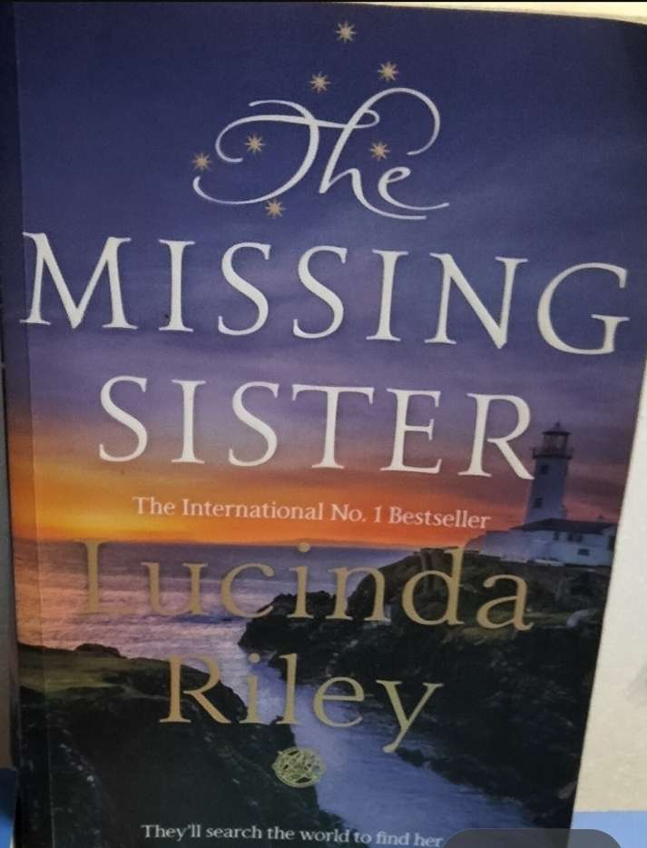 Lucinder Riley-4 booksMISSING Sister,MOON Sister,SHADOW Sister PEARLSisterSERIES Pre-owned Softcover